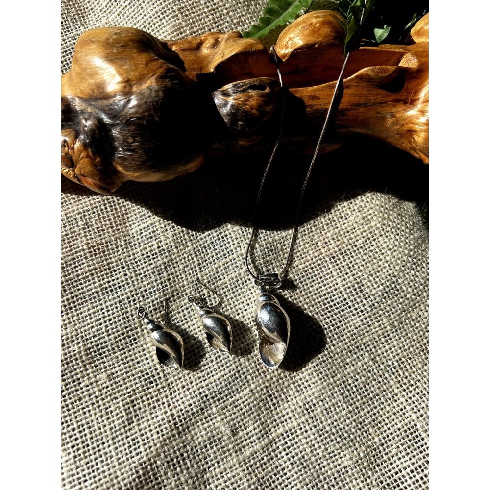 Sterling Silver 925 Shell Earrings And Necklace On Chain